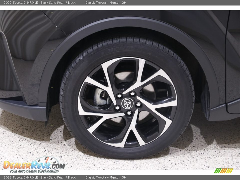 2022 Toyota C-HR XLE Black Sand Pearl / Black Photo #18
