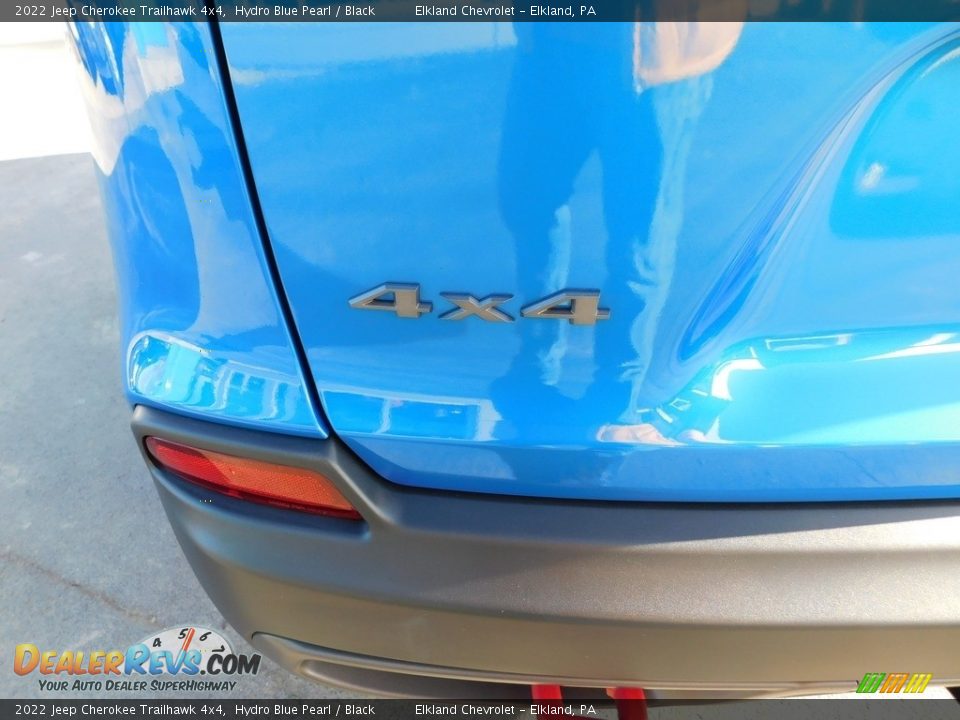 2022 Jeep Cherokee Trailhawk 4x4 Hydro Blue Pearl / Black Photo #12