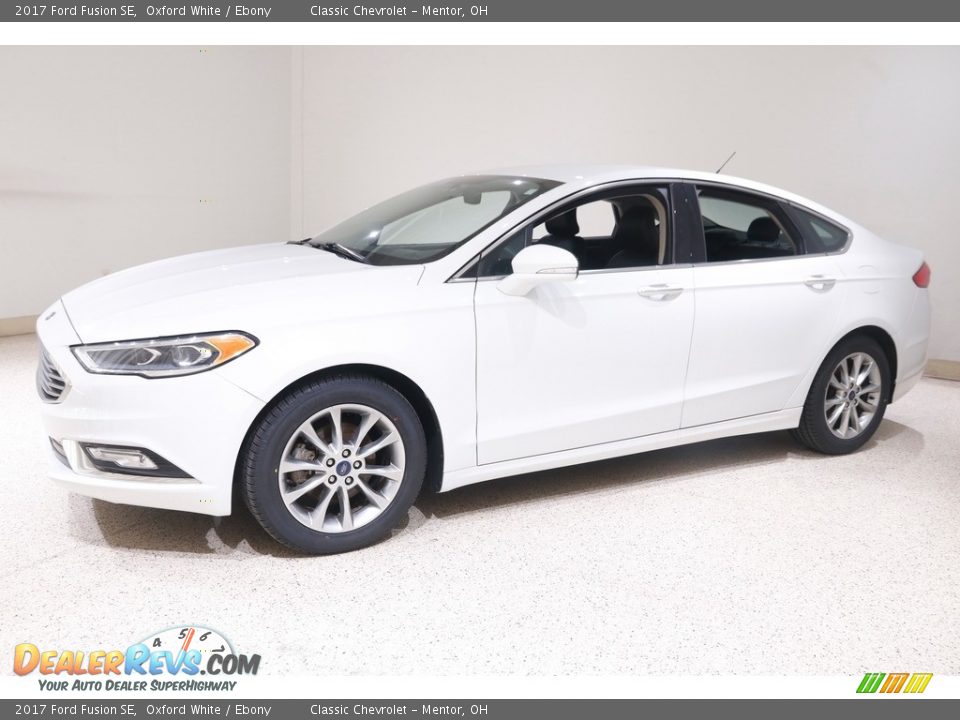 2017 Ford Fusion SE Oxford White / Ebony Photo #3