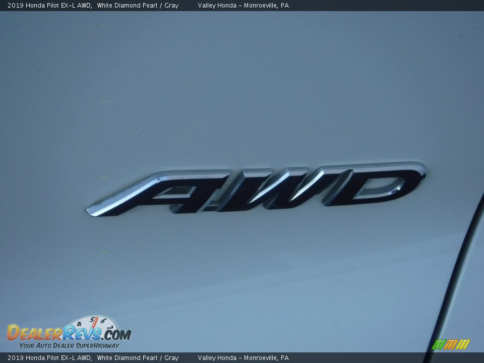 2019 Honda Pilot EX-L AWD White Diamond Pearl / Gray Photo #8