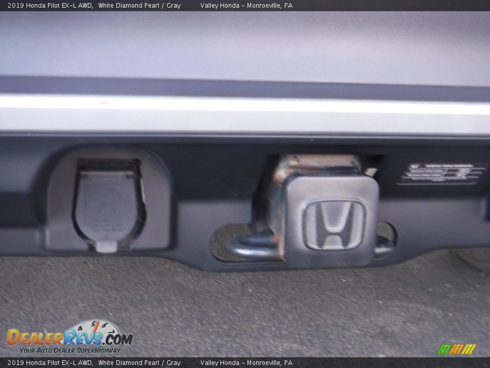 2019 Honda Pilot EX-L AWD White Diamond Pearl / Gray Photo #10