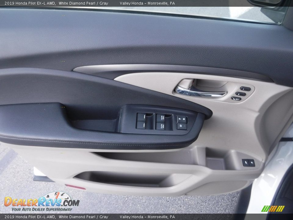 2019 Honda Pilot EX-L AWD White Diamond Pearl / Gray Photo #11