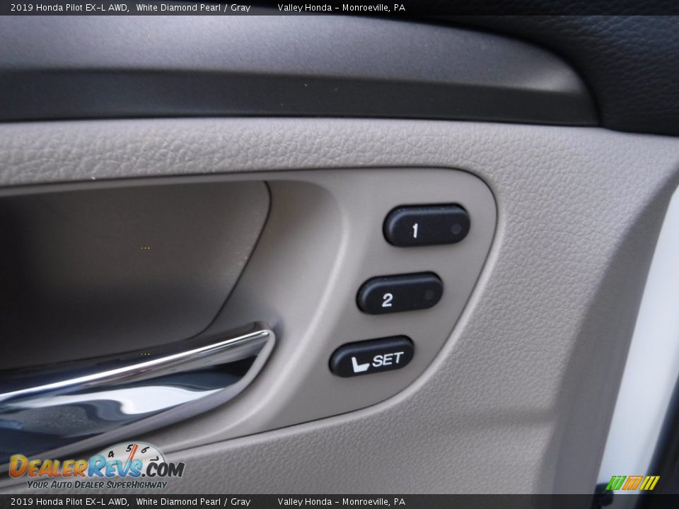2019 Honda Pilot EX-L AWD White Diamond Pearl / Gray Photo #12