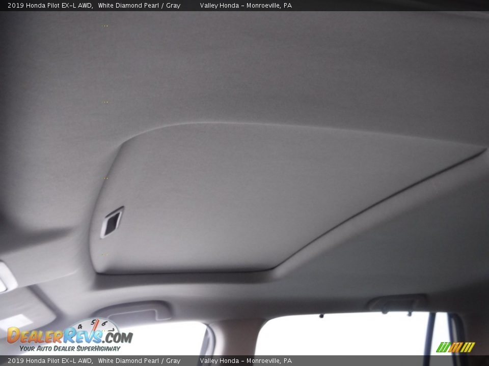 2019 Honda Pilot EX-L AWD White Diamond Pearl / Gray Photo #15