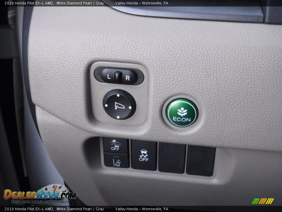 2019 Honda Pilot EX-L AWD White Diamond Pearl / Gray Photo #18