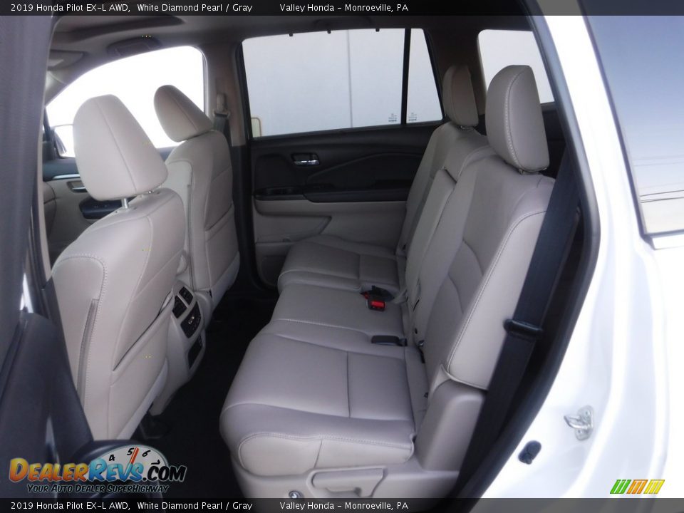 2019 Honda Pilot EX-L AWD White Diamond Pearl / Gray Photo #32