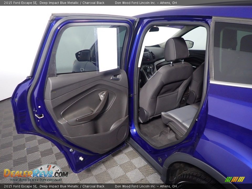 2015 Ford Escape SE Deep Impact Blue Metallic / Charcoal Black Photo #33