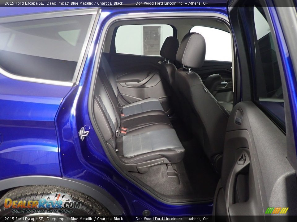 2015 Ford Escape SE Deep Impact Blue Metallic / Charcoal Black Photo #36