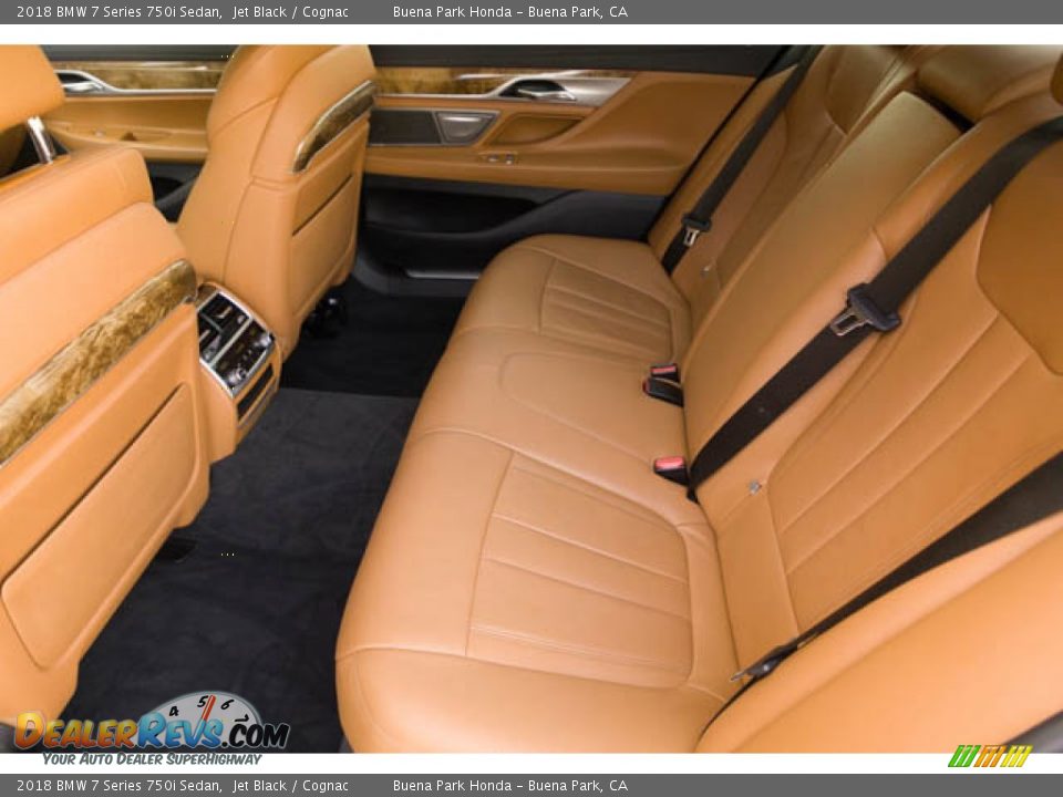 Rear Seat of 2018 BMW 7 Series 750i Sedan Photo #4