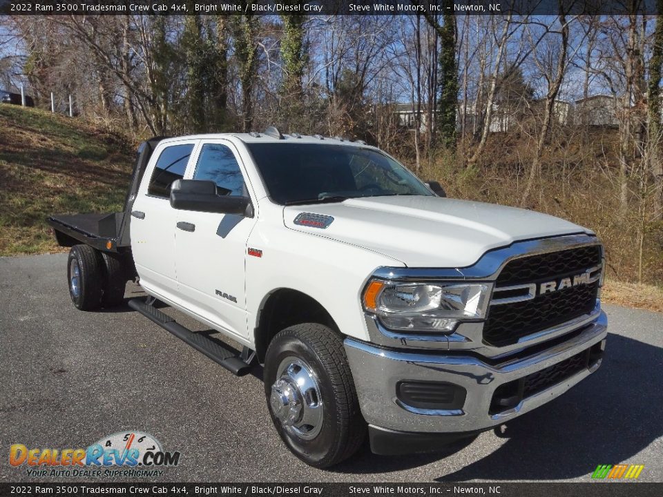 2022 Ram 3500 Tradesman Crew Cab 4x4 Bright White / Black/Diesel Gray Photo #4