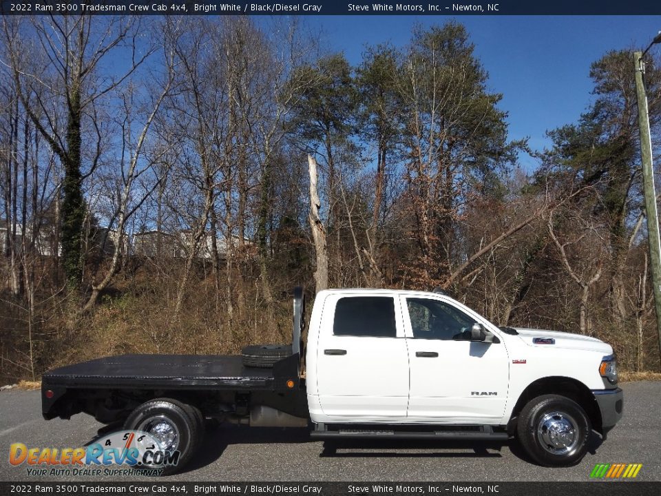 2022 Ram 3500 Tradesman Crew Cab 4x4 Bright White / Black/Diesel Gray Photo #5