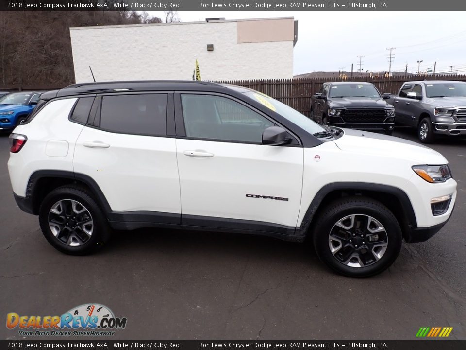 2018 Jeep Compass Trailhawk 4x4 White / Black/Ruby Red Photo #7