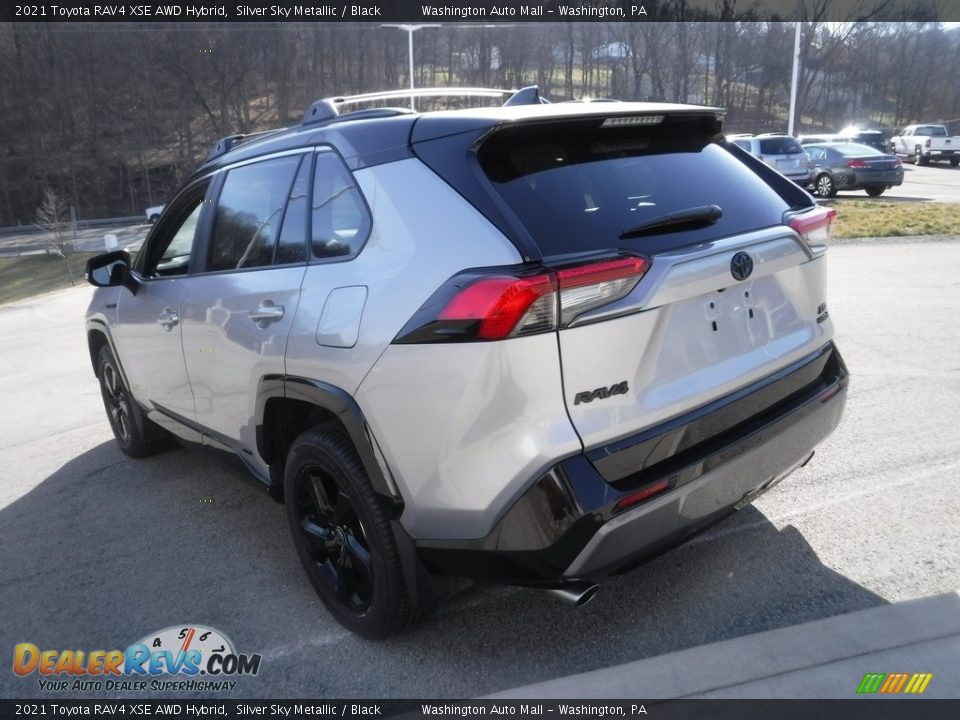 2021 Toyota RAV4 XSE AWD Hybrid Silver Sky Metallic / Black Photo #16