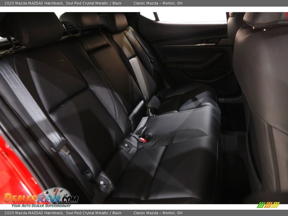 2020 Mazda MAZDA3 Hatchback Soul Red Crystal Metallic / Black Photo #15
