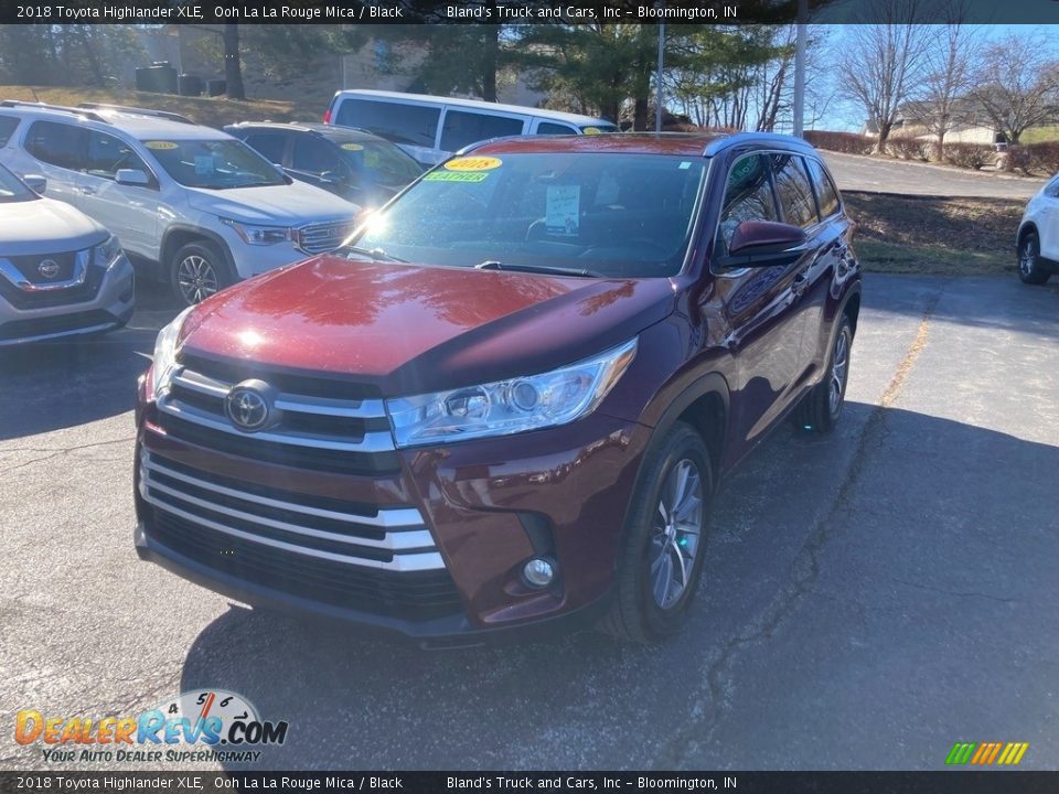 2018 Toyota Highlander XLE Ooh La La Rouge Mica / Black Photo #2