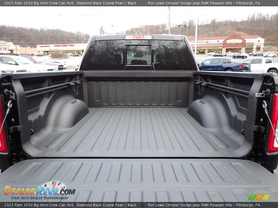 2023 Ram 1500 Big Horn Crew Cab 4x4 Diamond Black Crystal Pearl / Black Photo #5