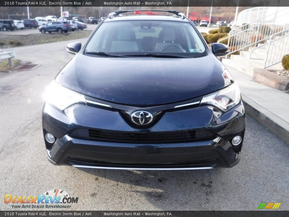 2018 Toyota RAV4 XLE Electric Storm Blue / Ash Photo #11