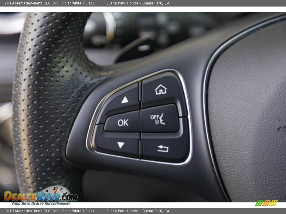 2019 Mercedes-Benz GLC 300 Polar White / Black Photo #16