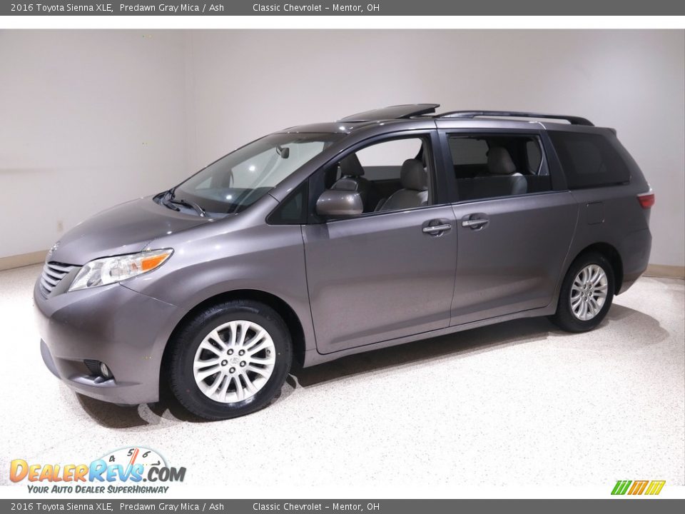 2016 Toyota Sienna XLE Predawn Gray Mica / Ash Photo #3