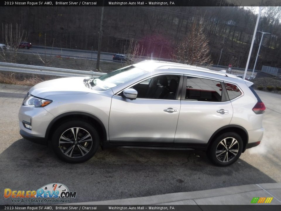 2019 Nissan Rogue SV AWD Brilliant Silver / Charcoal Photo #11