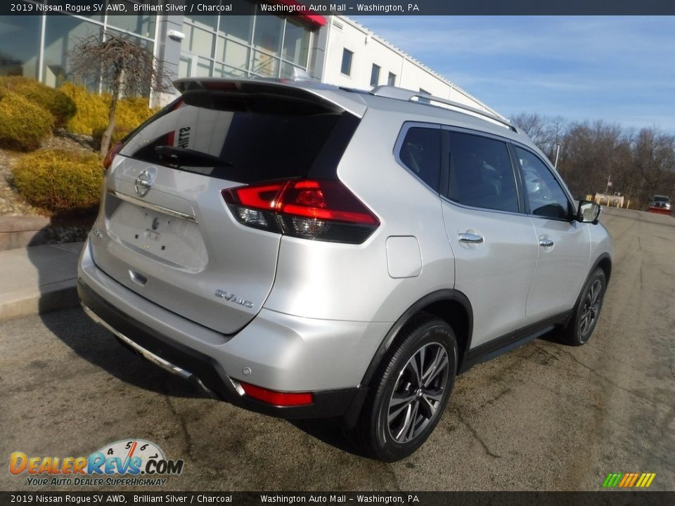 2019 Nissan Rogue SV AWD Brilliant Silver / Charcoal Photo #14