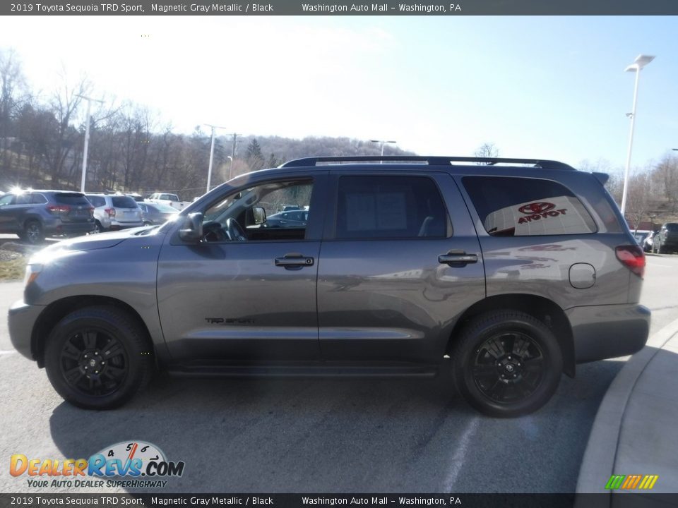 Magnetic Gray Metallic 2019 Toyota Sequoia TRD Sport Photo #16