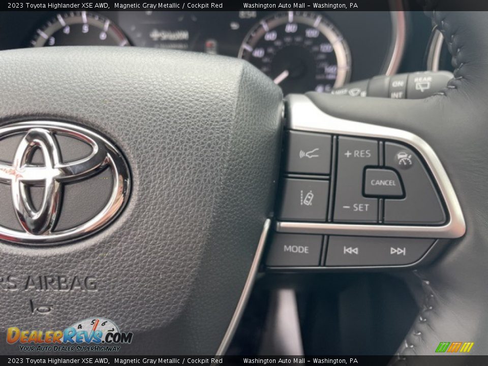 2023 Toyota Highlander XSE AWD Steering Wheel Photo #20