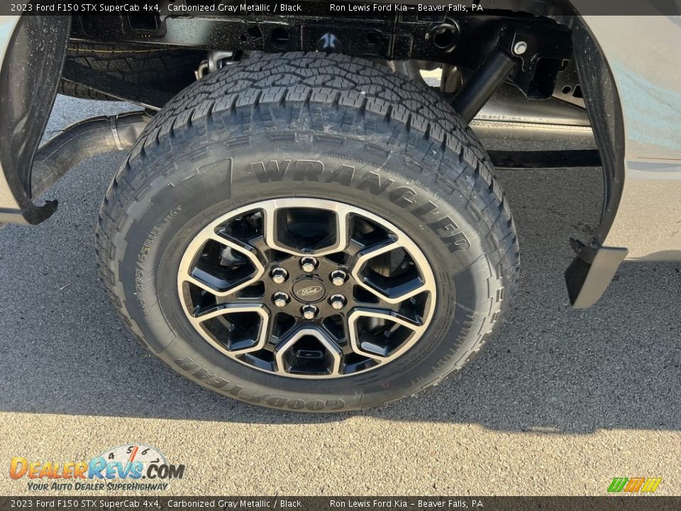 2023 Ford F150 STX SuperCab 4x4 Carbonized Gray Metallic / Black Photo #9