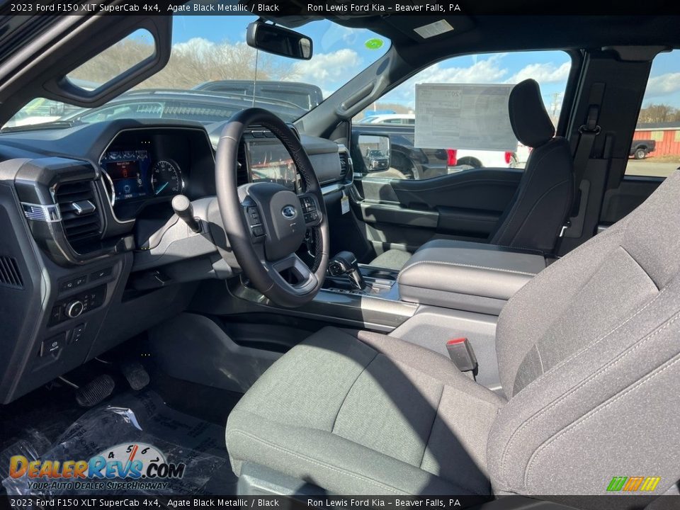 2023 Ford F150 XLT SuperCab 4x4 Agate Black Metallic / Black Photo #15