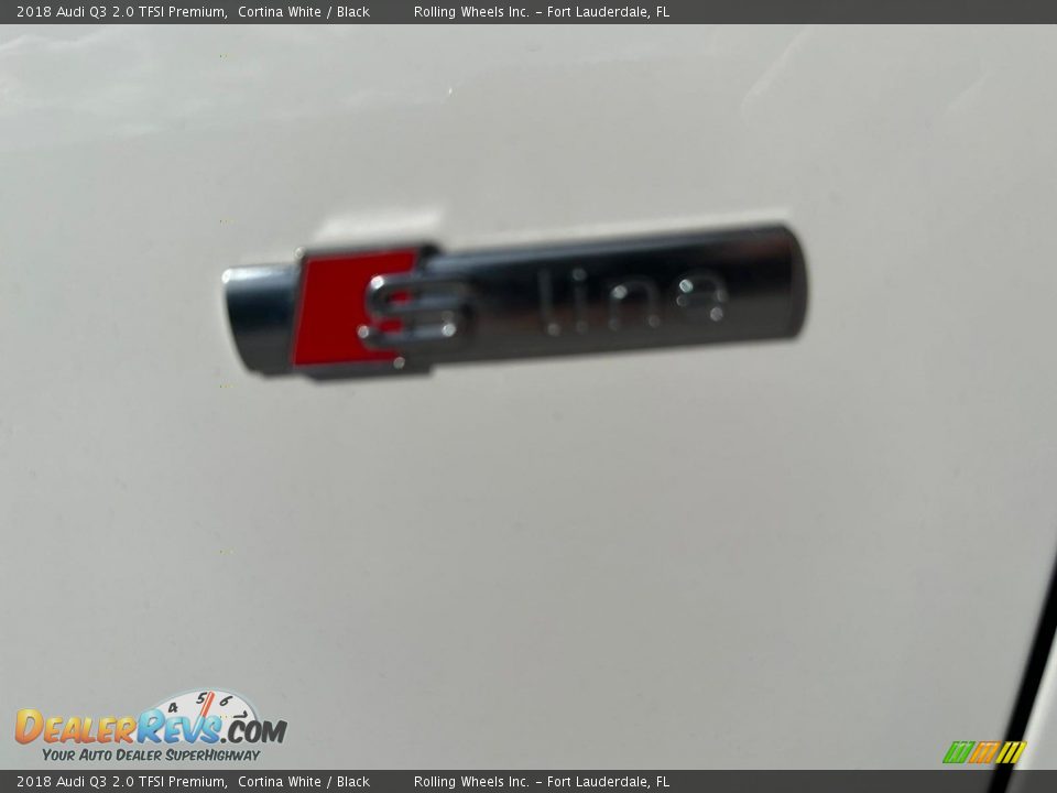 2018 Audi Q3 2.0 TFSI Premium Cortina White / Black Photo #16