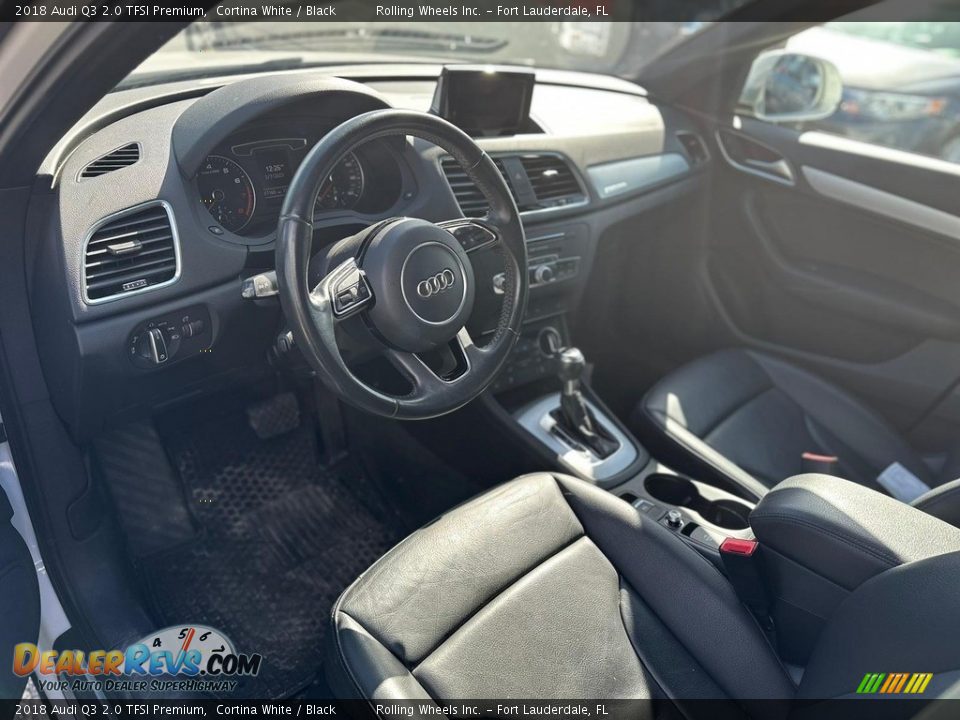 2018 Audi Q3 2.0 TFSI Premium Cortina White / Black Photo #17