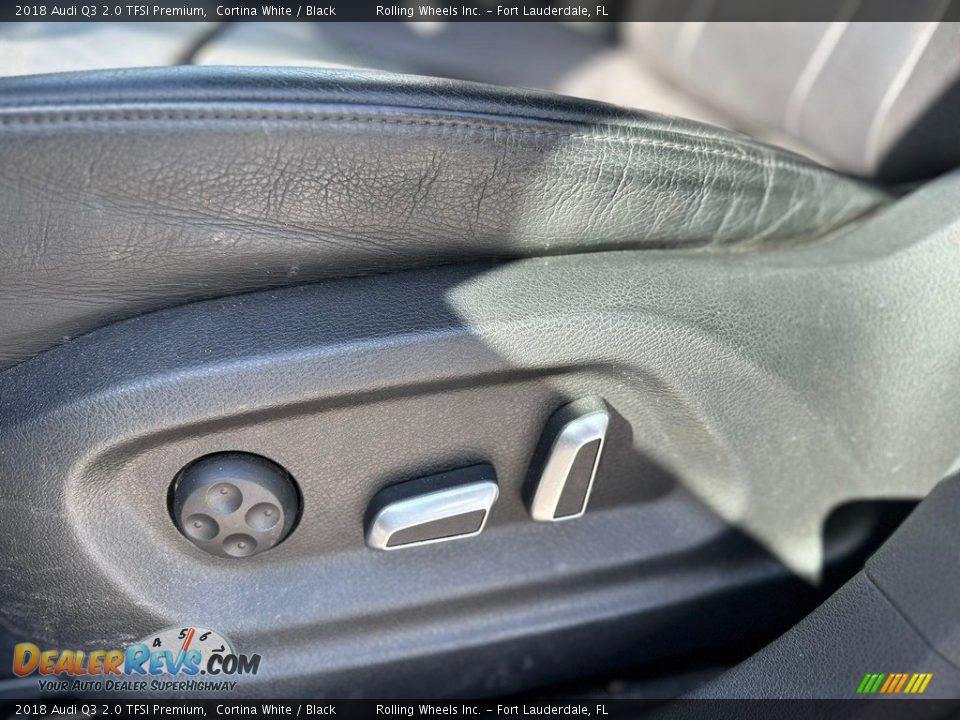2018 Audi Q3 2.0 TFSI Premium Cortina White / Black Photo #24