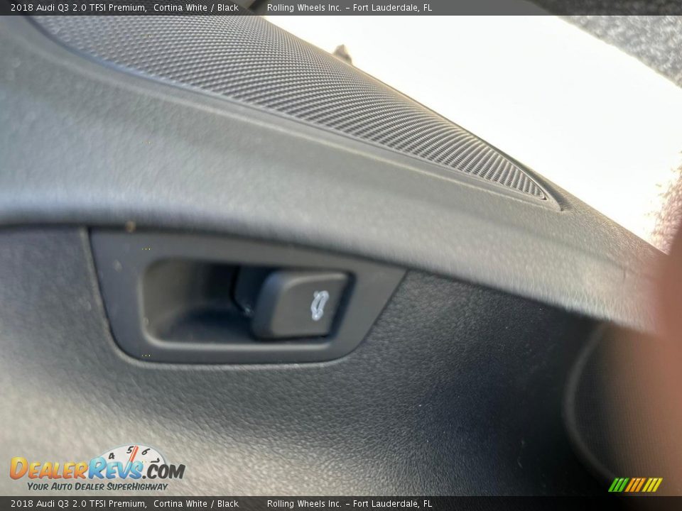 2018 Audi Q3 2.0 TFSI Premium Cortina White / Black Photo #26