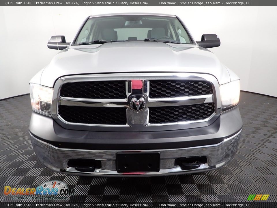 2015 Ram 1500 Tradesman Crew Cab 4x4 Bright Silver Metallic / Black/Diesel Gray Photo #4