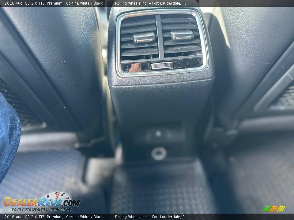 2018 Audi Q3 2.0 TFSI Premium Cortina White / Black Photo #31