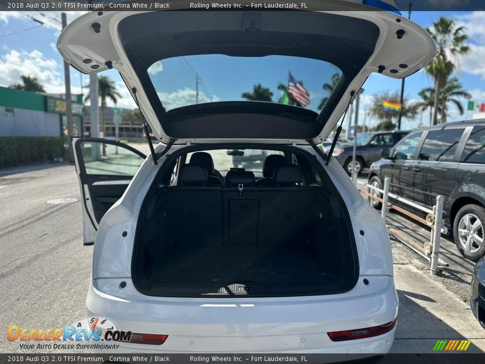 2018 Audi Q3 2.0 TFSI Premium Cortina White / Black Photo #32
