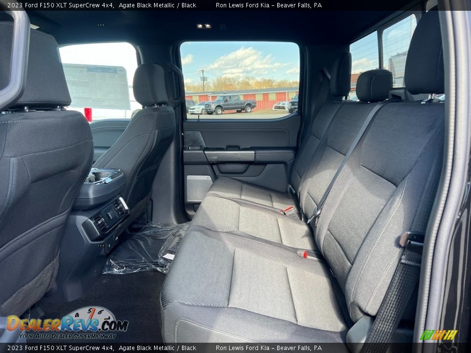 2023 Ford F150 XLT SuperCrew 4x4 Agate Black Metallic / Black Photo #13