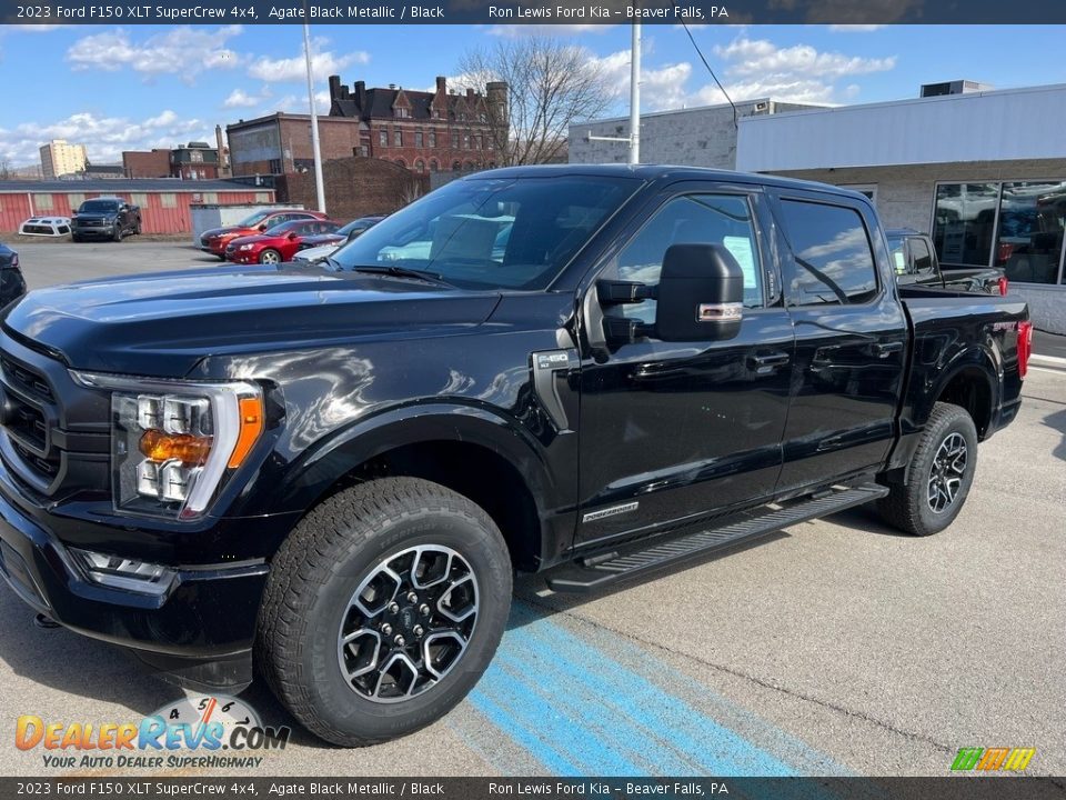 Agate Black Metallic 2023 Ford F150 XLT SuperCrew 4x4 Photo #4