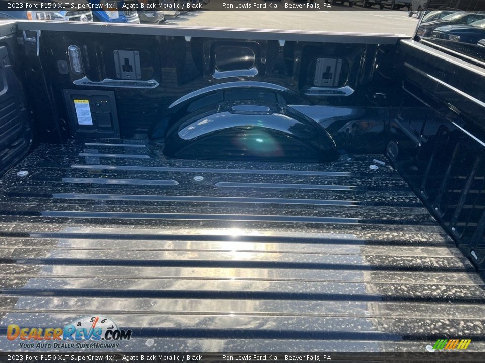 2023 Ford F150 XLT SuperCrew 4x4 Agate Black Metallic / Black Photo #10