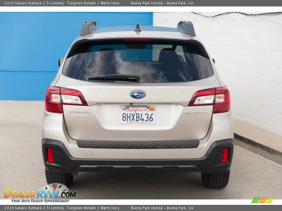 2019 Subaru Outback 2.5i Limited Tungsten Metallic / Warm Ivory Photo #9