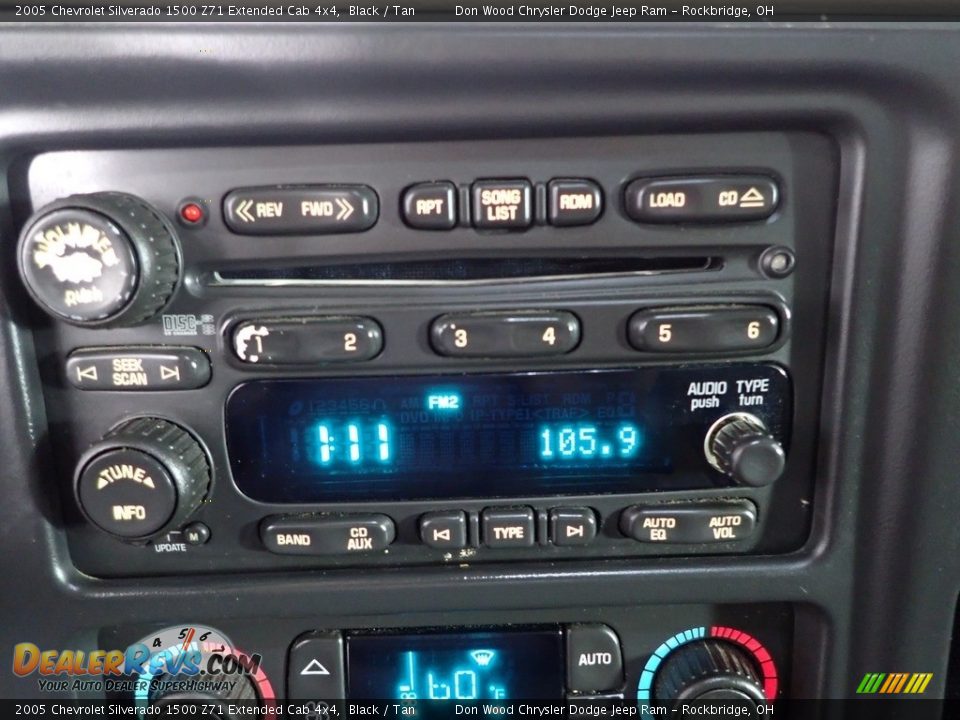2005 Chevrolet Silverado 1500 Z71 Extended Cab 4x4 Black / Tan Photo #16