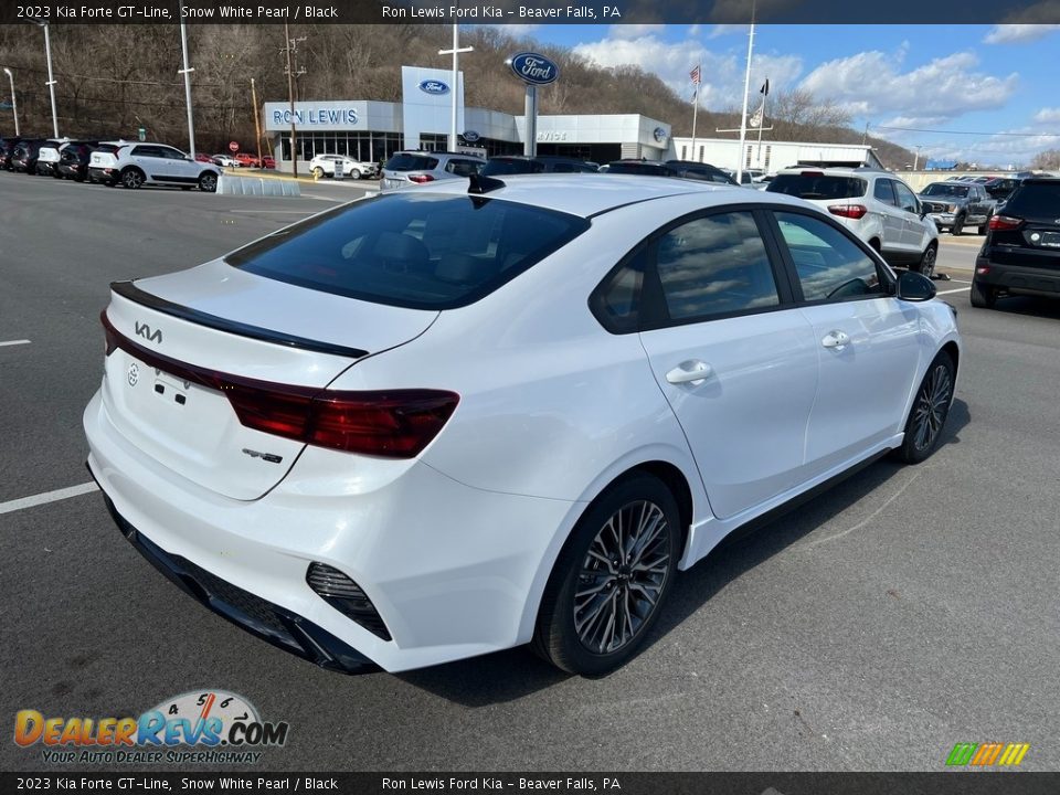 2023 Kia Forte GT-Line Snow White Pearl / Black Photo #8