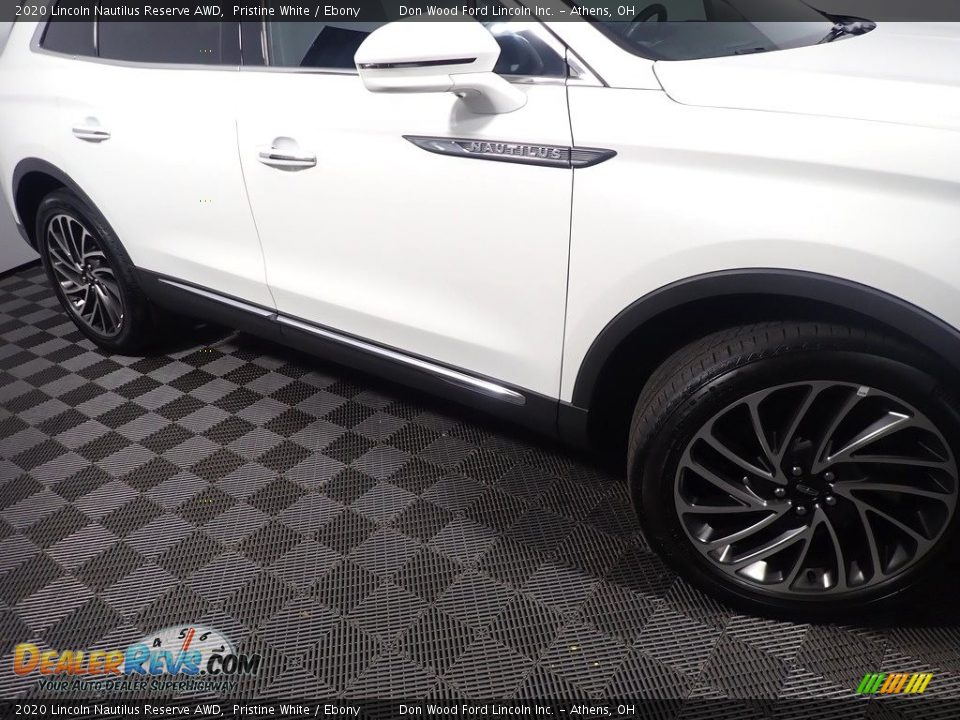 2020 Lincoln Nautilus Reserve AWD Pristine White / Ebony Photo #6