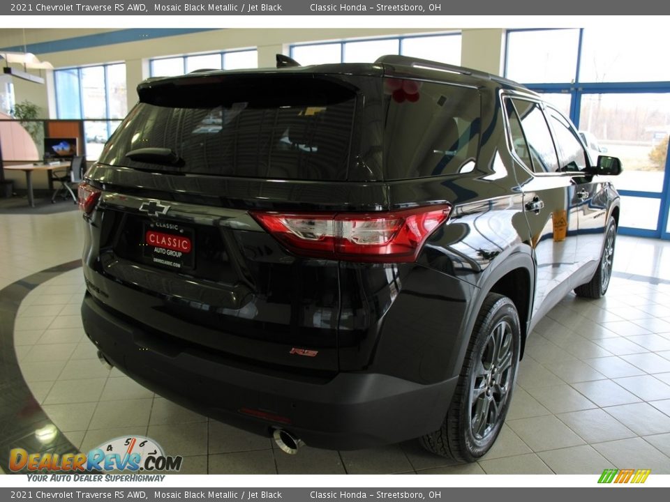 2021 Chevrolet Traverse RS AWD Mosaic Black Metallic / Jet Black Photo #9