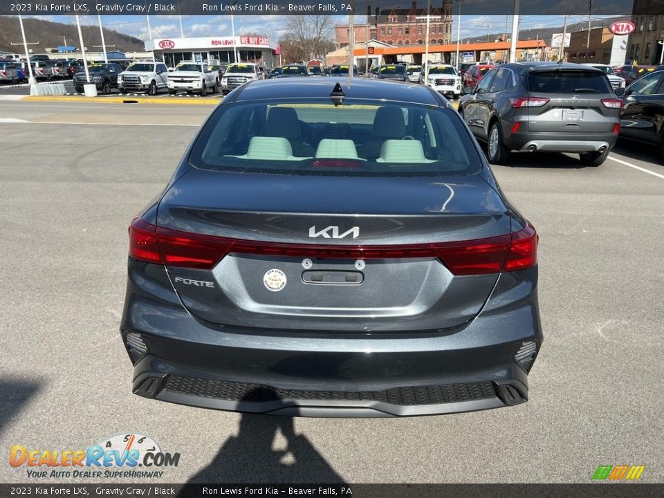 2023 Kia Forte LXS Gravity Gray / Black Photo #7