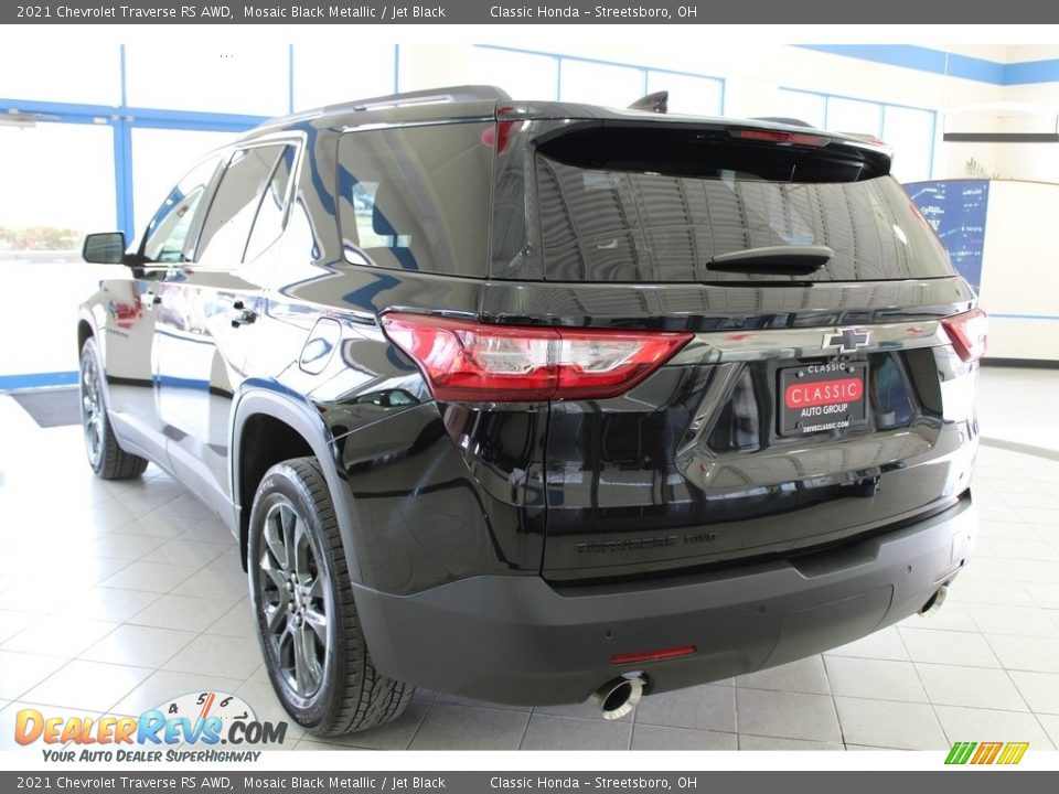 2021 Chevrolet Traverse RS AWD Mosaic Black Metallic / Jet Black Photo #13