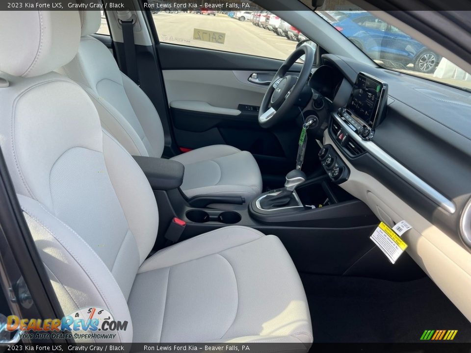 2023 Kia Forte LXS Gravity Gray / Black Photo #11