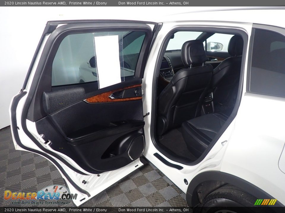 2020 Lincoln Nautilus Reserve AWD Pristine White / Ebony Photo #36