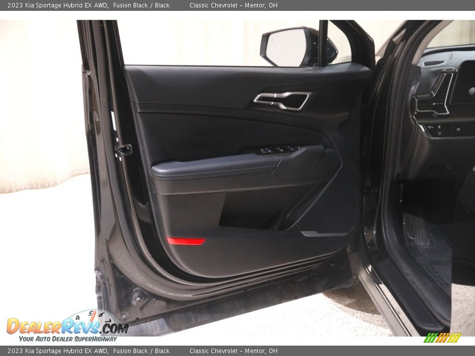 Door Panel of 2023 Kia Sportage Hybrid EX AWD Photo #4