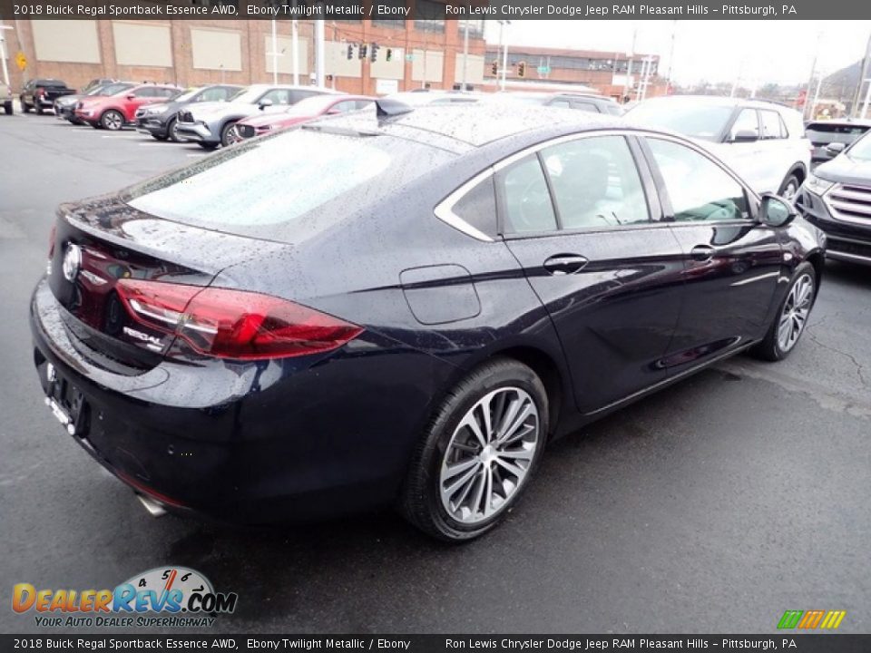 2018 Buick Regal Sportback Essence AWD Ebony Twilight Metallic / Ebony Photo #8